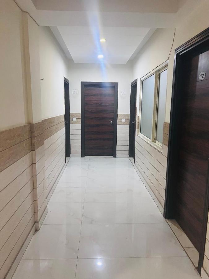 Hotel Cozy Cave Delhi Aiport New Delhi Exterior photo